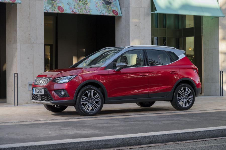  Seat Arona Xcellence 2017 года  (UK) (фото 31 из 40)